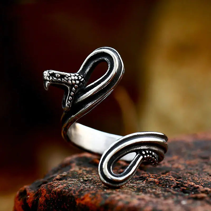 Serpentis Vintage Edelstahl Ring