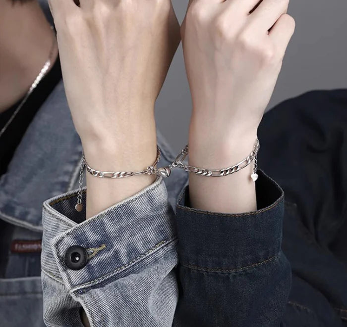 Bound by Fate Couple Armbänder